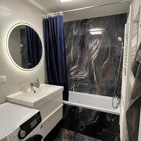 Arena - Vivo & W Free Parking * Bratysława